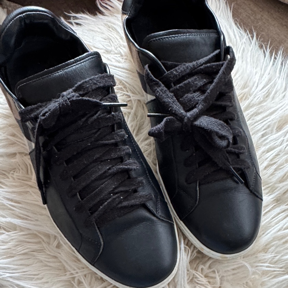 Burberry Black and Cream Men's Sneakers - Picture 7 of 7